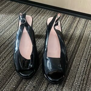 Taryn rose black patent leather sling back heels size 9